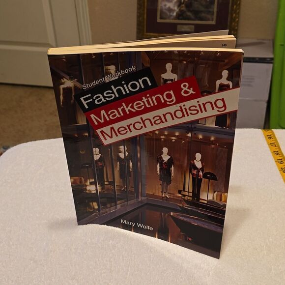 Student Handbook Fashion Marketing and Merchandising by Mary Wolfe - Picture 6 of 6